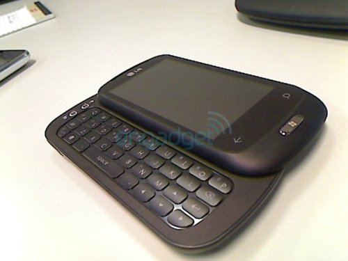 LG C900 for AT&T runs Windows Phone 7