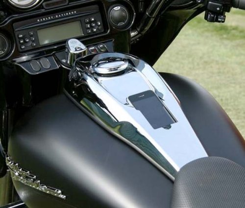 DashLink iPhone Dock for your Harley Davidson