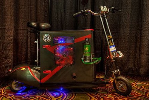 The Scooterputer PC lets you game on the go
