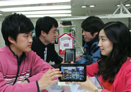Samsung Galaxy Tab sales averaging 1000 units per day