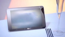 Korean music video shows LG G-Slate with 3D