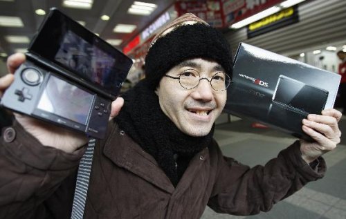 Nintendo 3DS launches in Japan