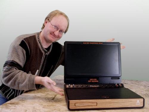 Ben Heck Builds 1970s Atari-Style Xbox 360