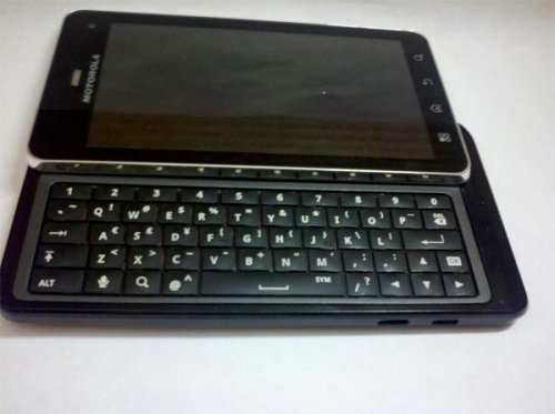 New images of Motorola's Droid 3 surface