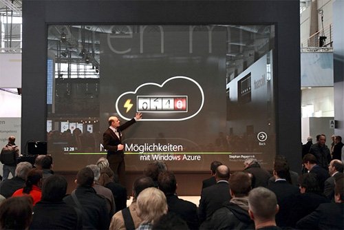 Microsoft shows off 234″ touchscreen