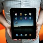 iPad 2 cover lens supply bottlenecked