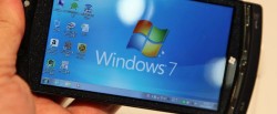 Fujitsu Loox F-07C: World's first ATOM powered Smartphone