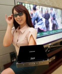 Samsung ships compact BD-D7000 3D Blu-ray player