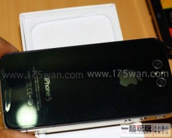 Is This The iPhone 5 With A 3D Camera?