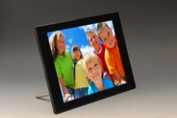 Pix-Star FotoConnect HD 10-inch digiframe